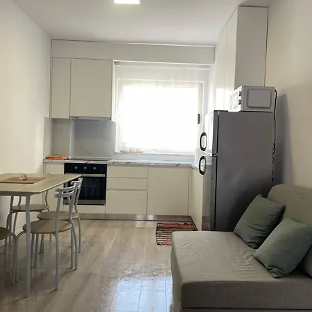 Dreamscape Pazari I Ri * Tirana