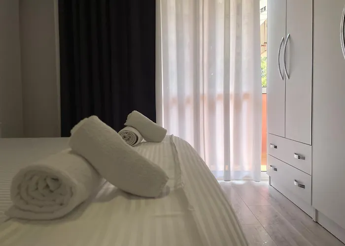 Dreamscape Pazari I Ri Tirana